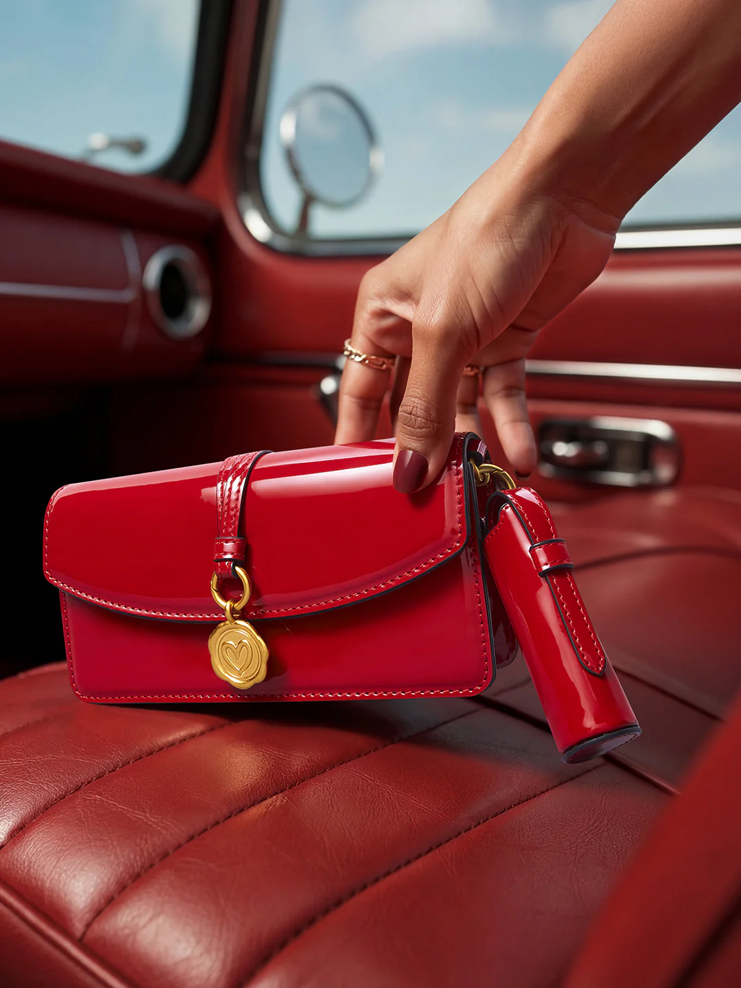 Amour Shoulder Bag - Image 6