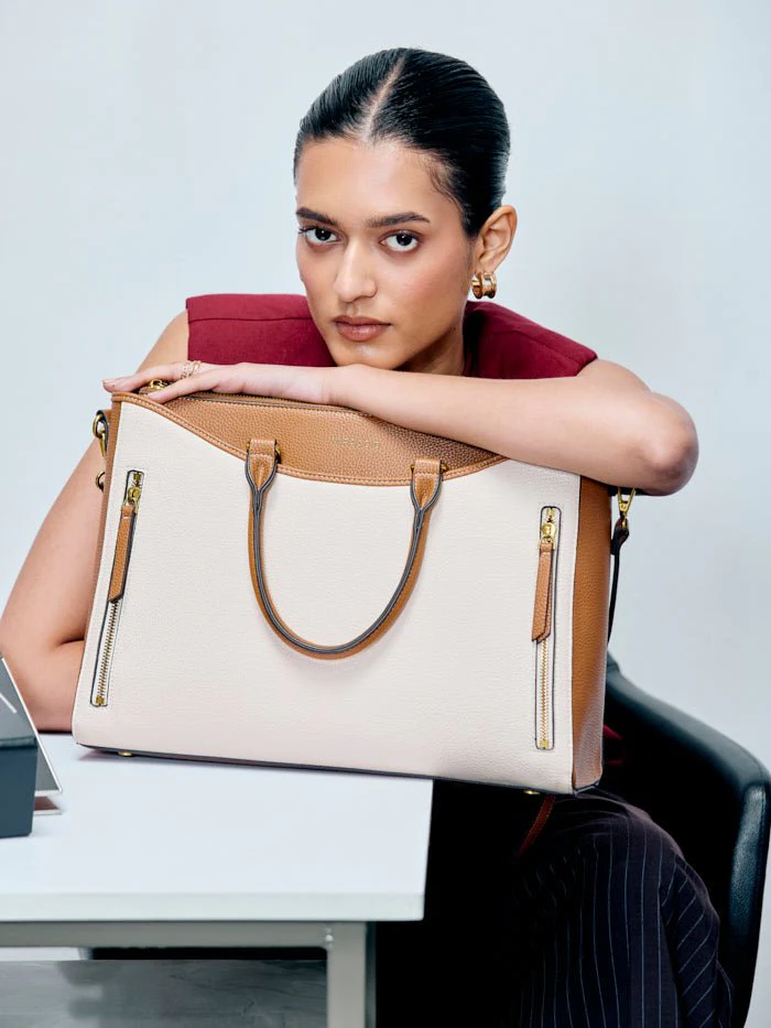 Arden Laptop Bag - Image 7