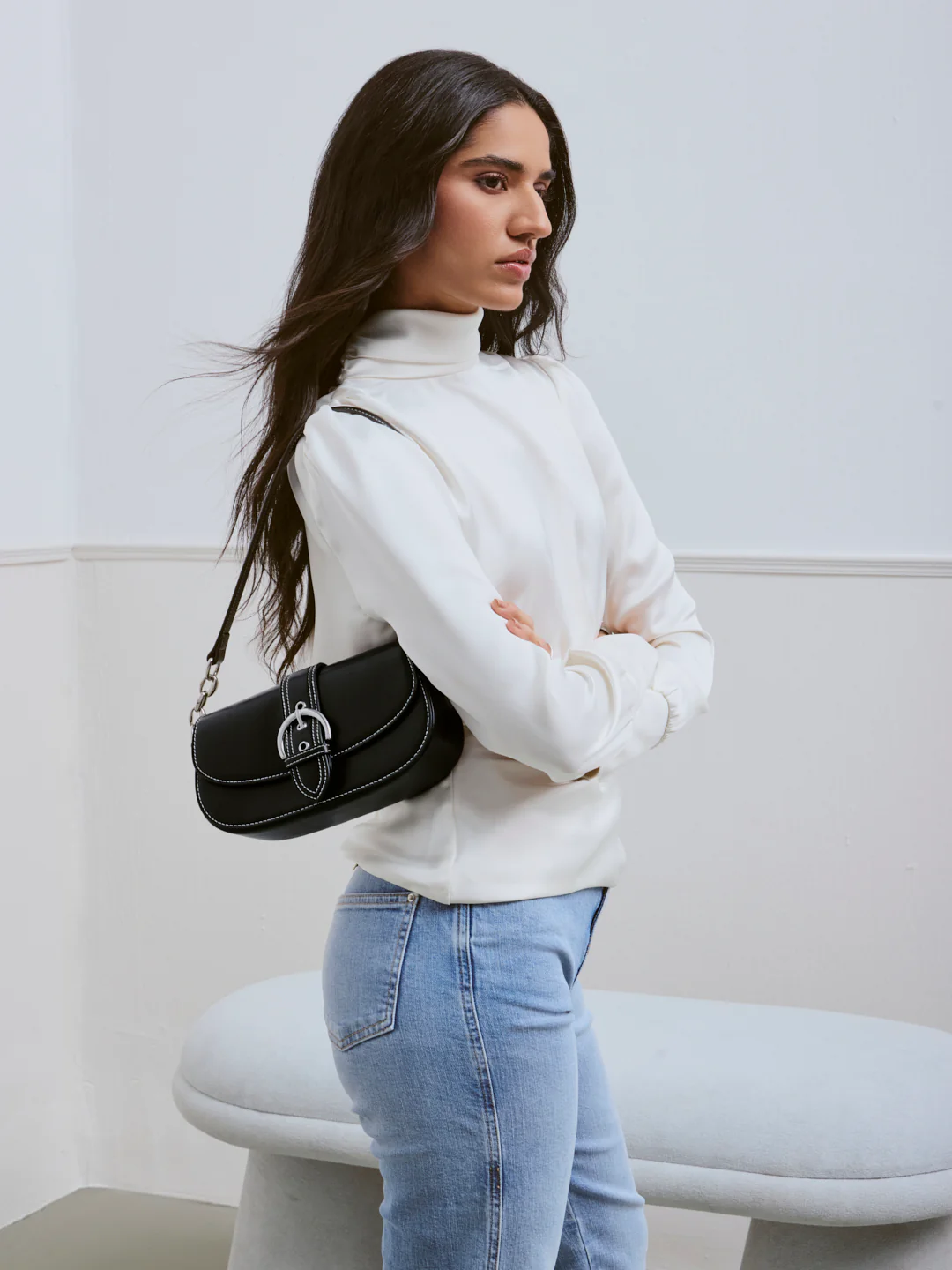 Aribel Shoulder Bag - Image 8