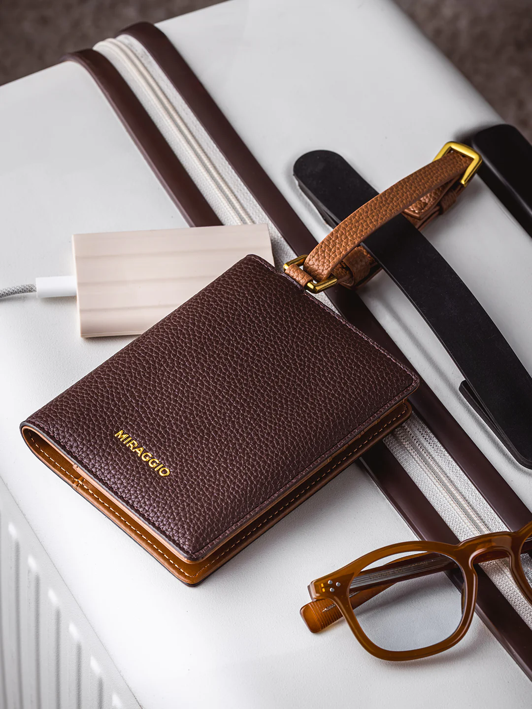 Atlas Passport Cover - Image 3