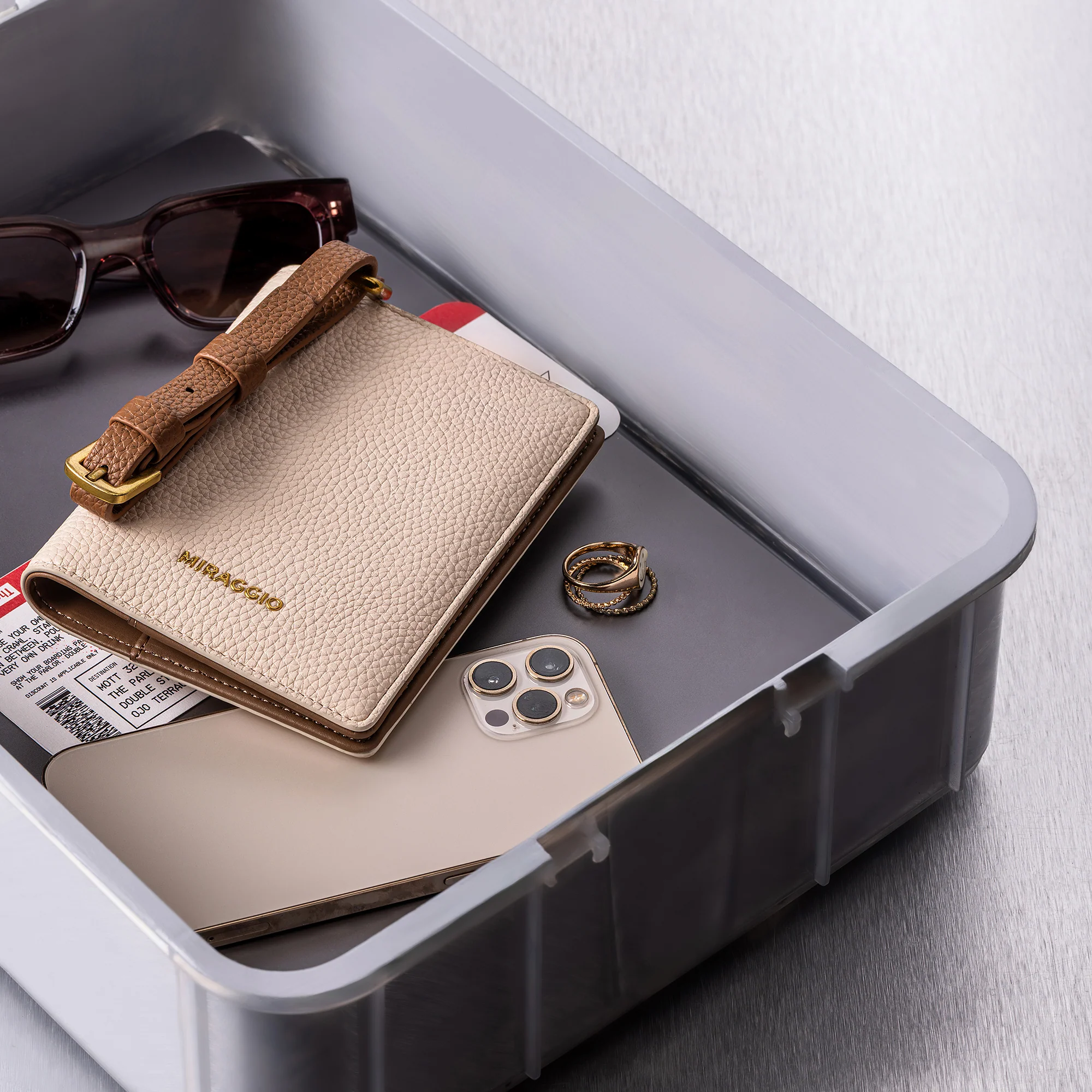 Atlas Passport Cover - Image 3