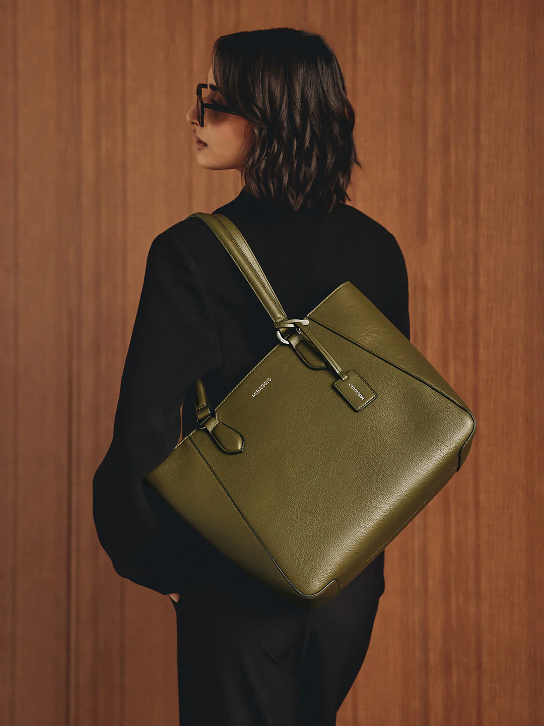 Cali Tote Bag - Image 6