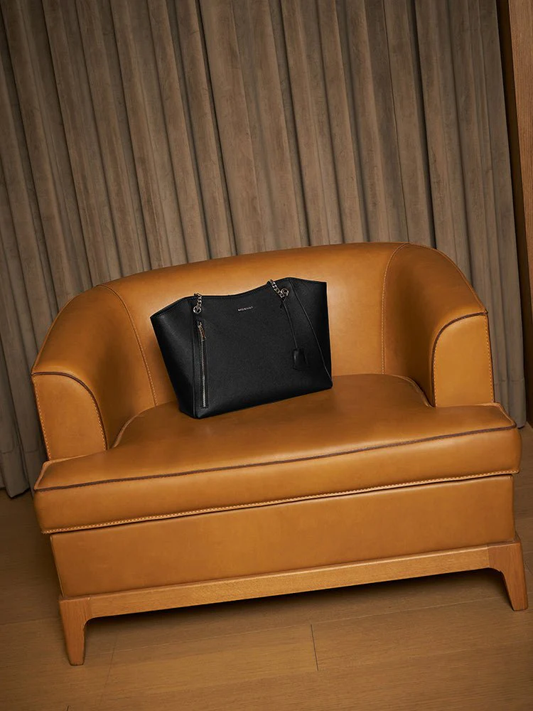 Dakota Tote Bag - Image 9