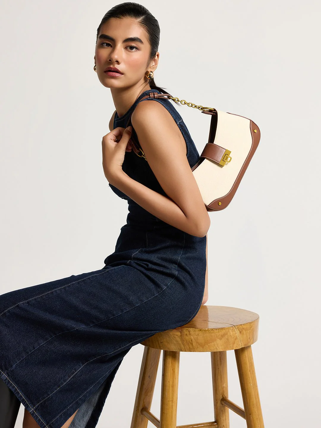 Elara Shoulder Bag - Image 7