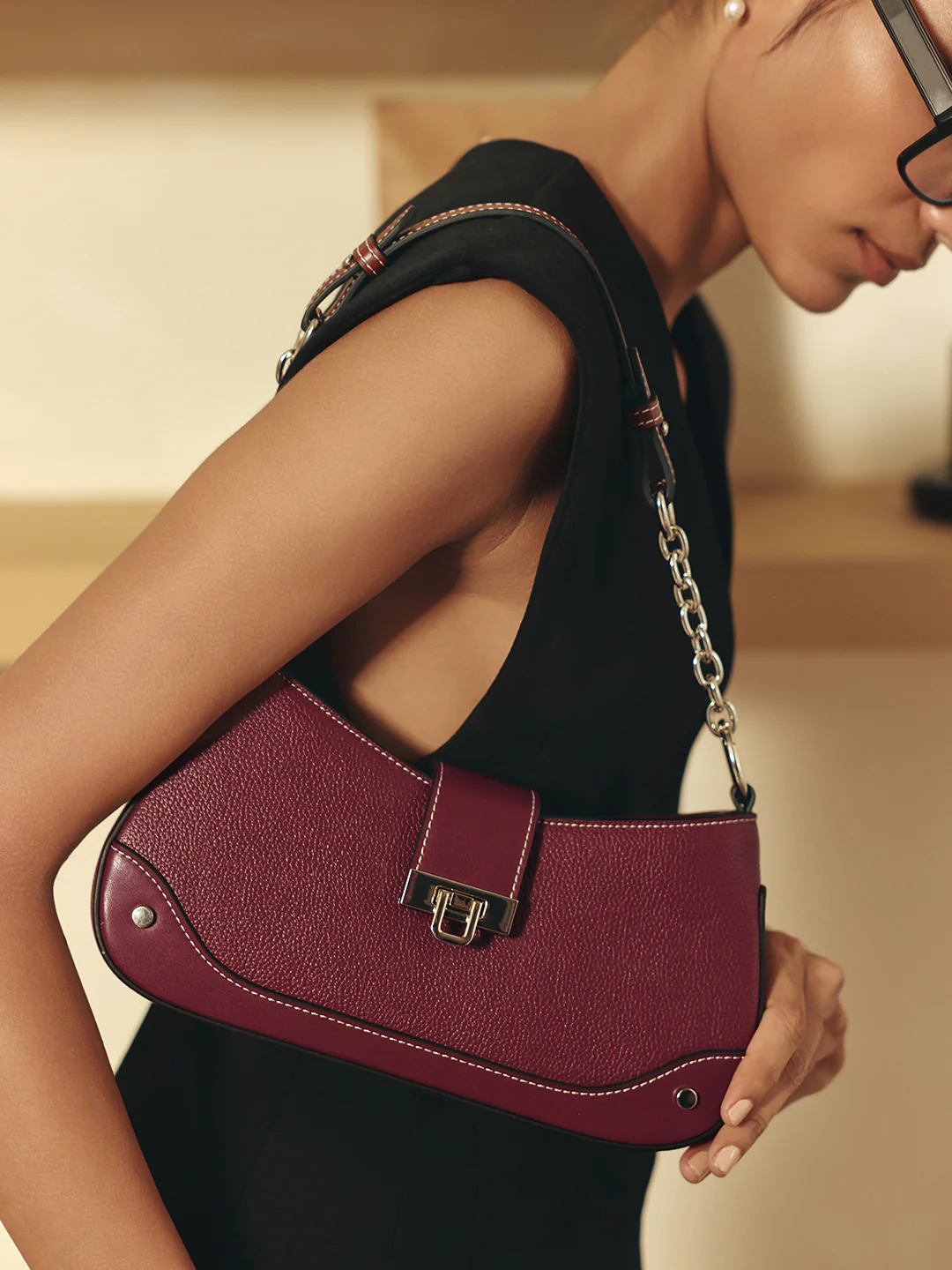 Elara Shoulder Bag - Image 7