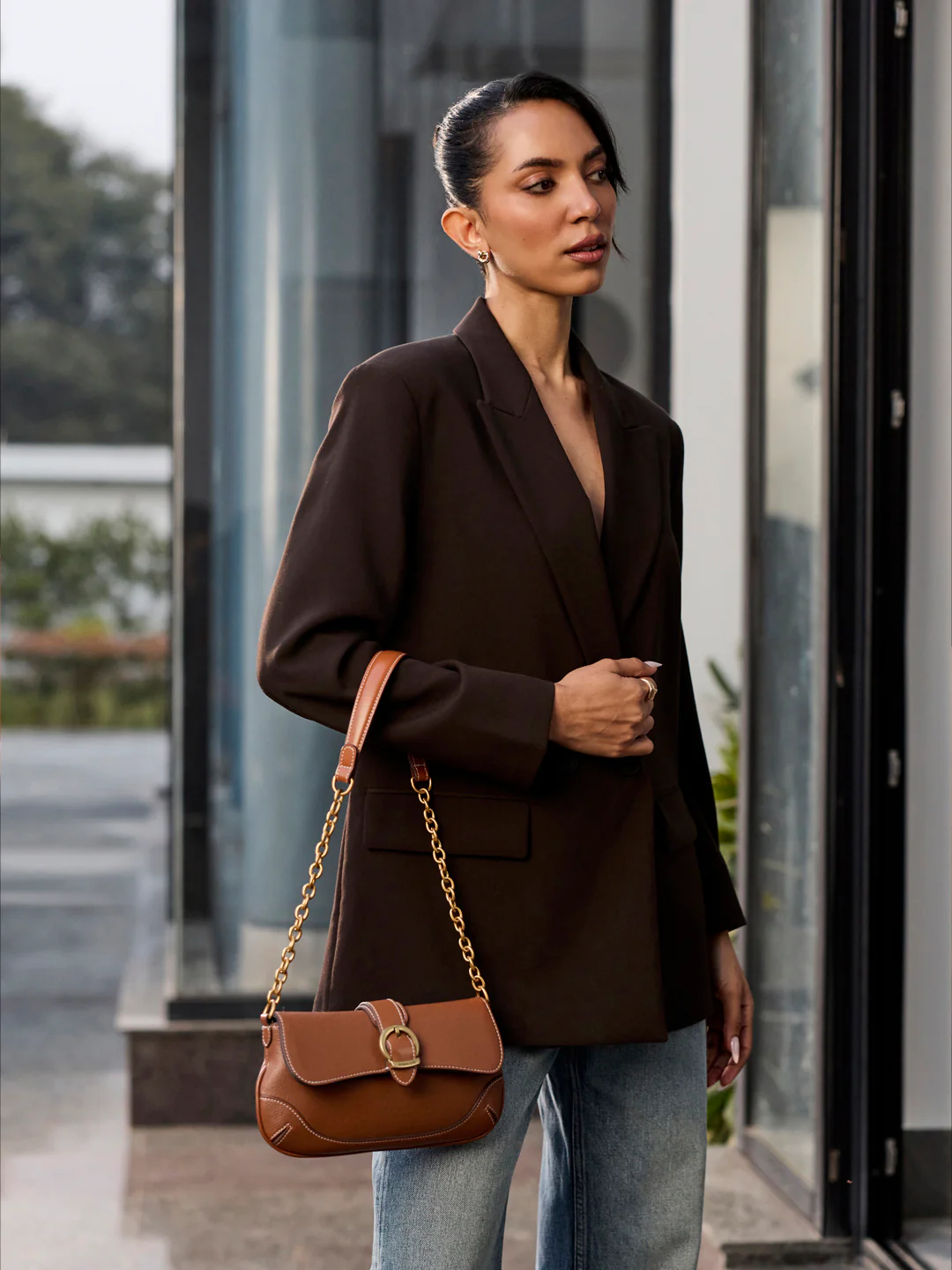 Eveie Shoulder Bag - Image 8