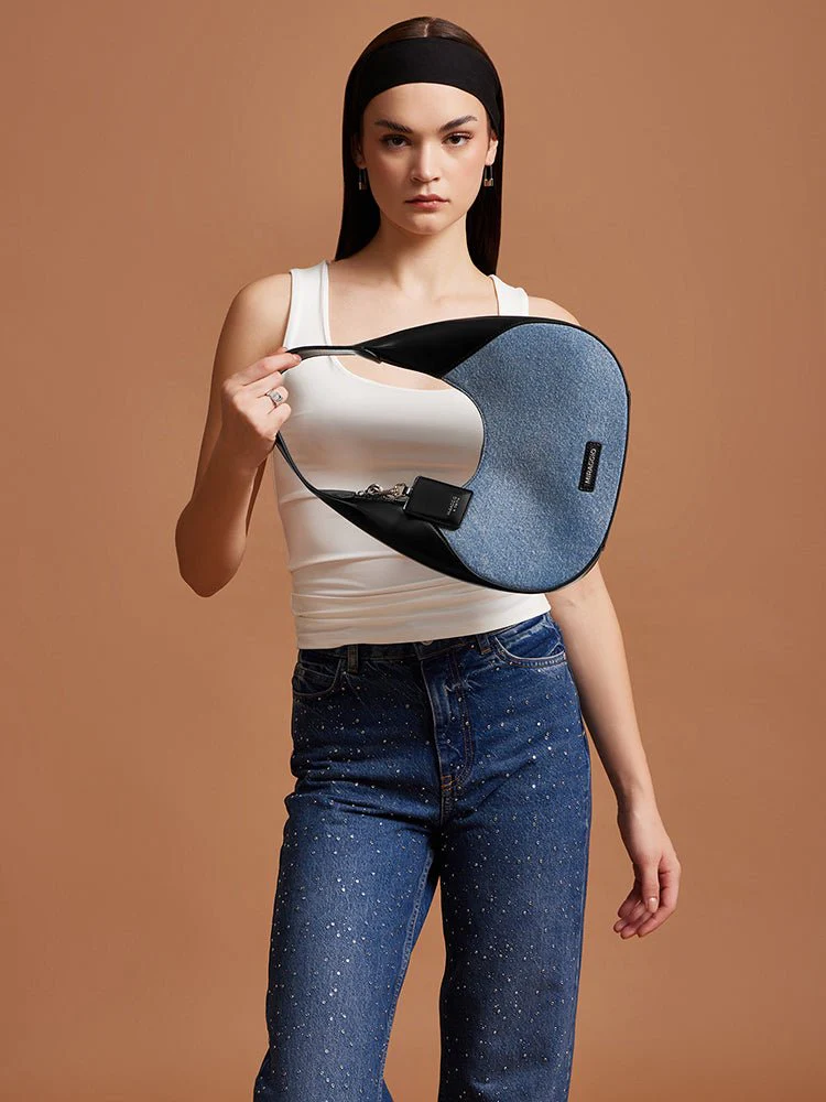 Gaby Shoulder Bag - Image 9
