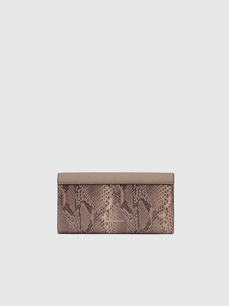 Gemma Travel Wallet - Image 3