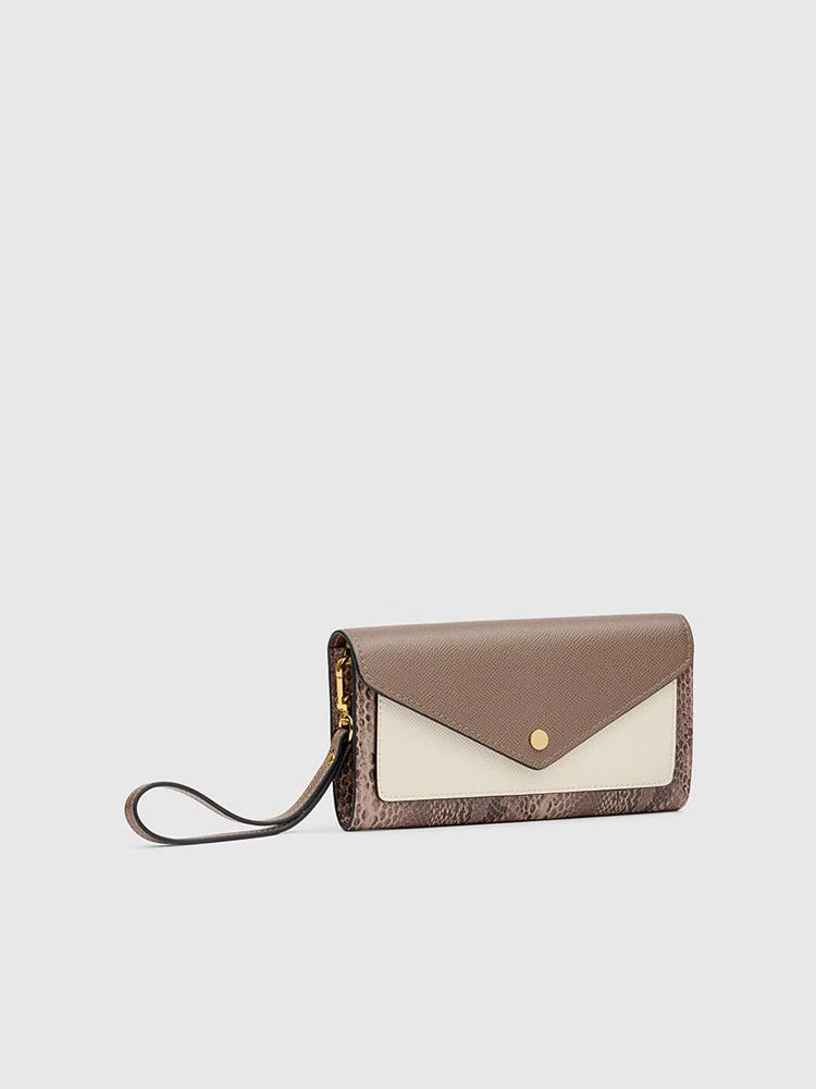 Gemma Travel Wallet - Image 5