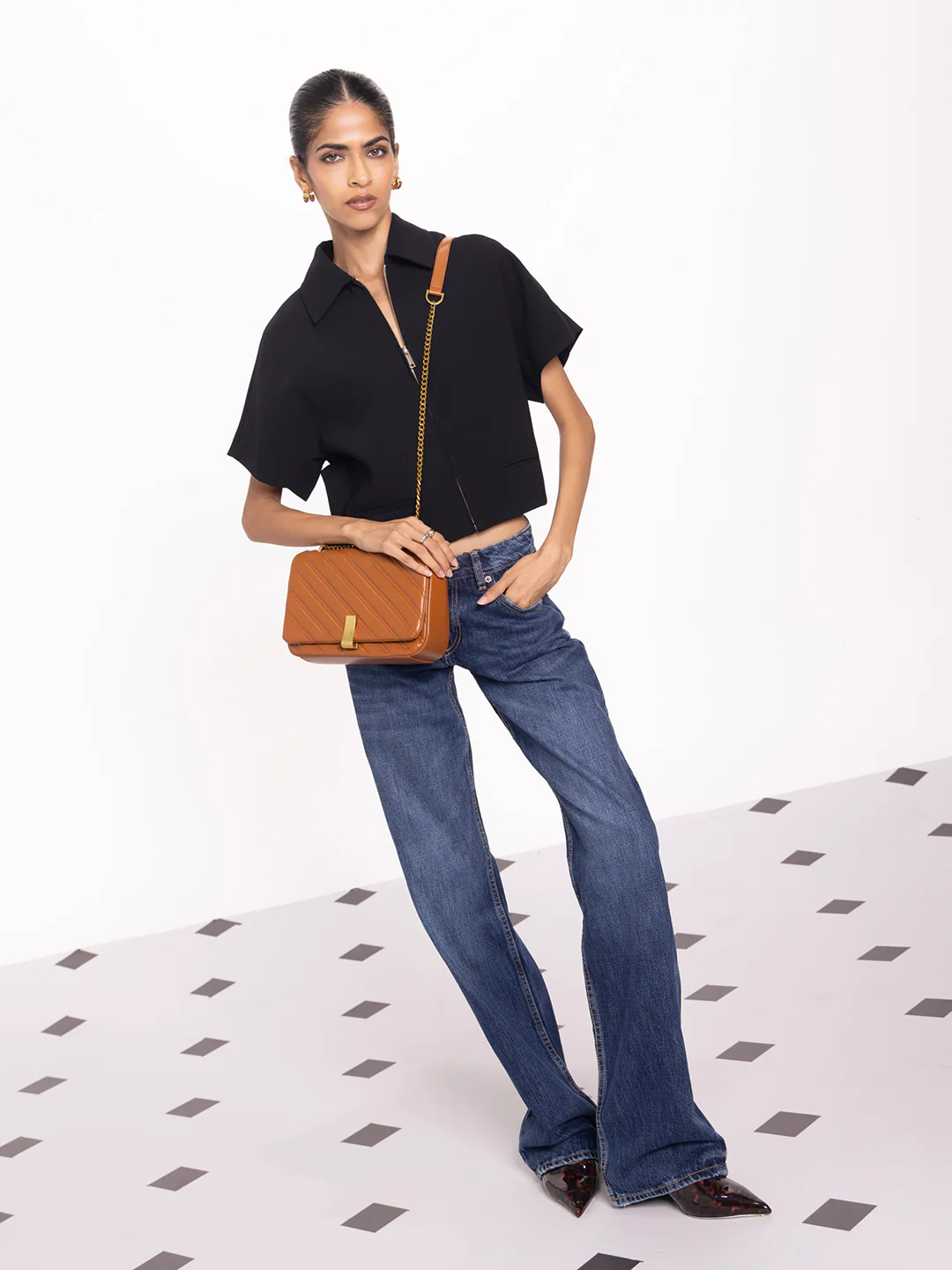 Inez Shoulder Bag - Image 7