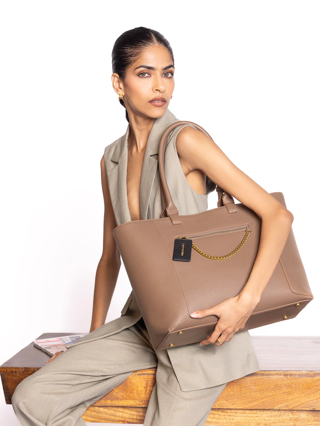 Kris Tote Bag - Image 6