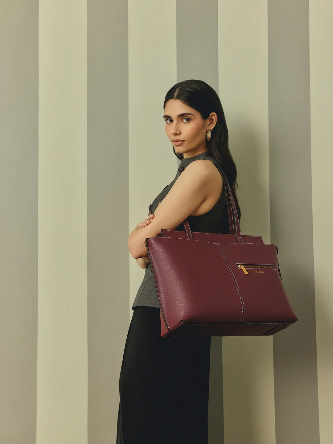 Linda Tote Bag - Image 7