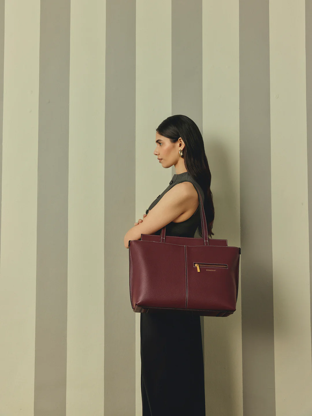 Linda Tote Bag - Image 8