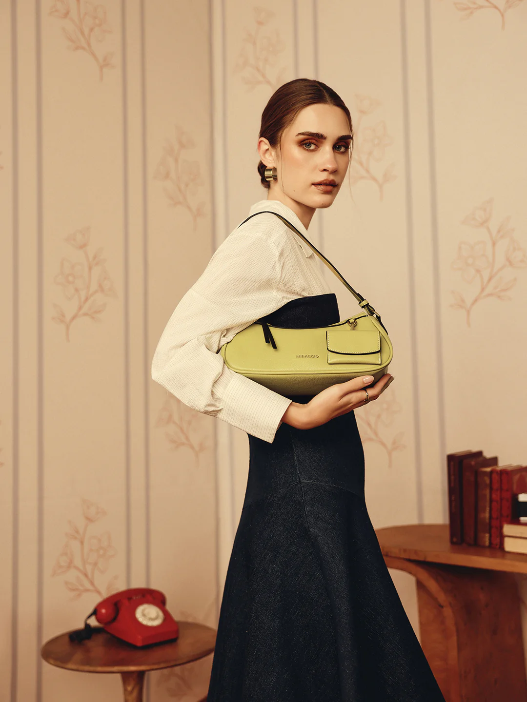 Melanie Shoulder Bag - Image 6
