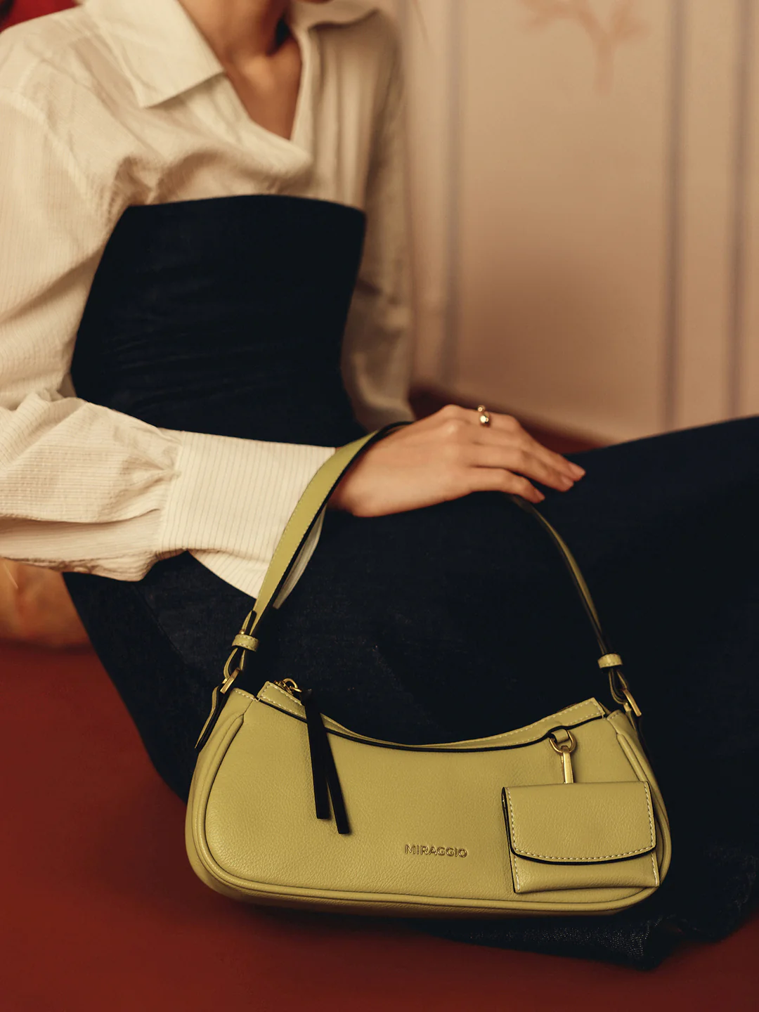 Melanie Shoulder Bag - Image 7