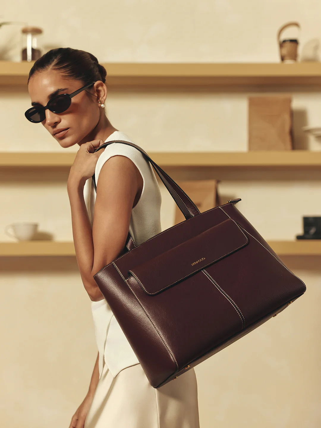 Milenna Tote Bag - Image 7