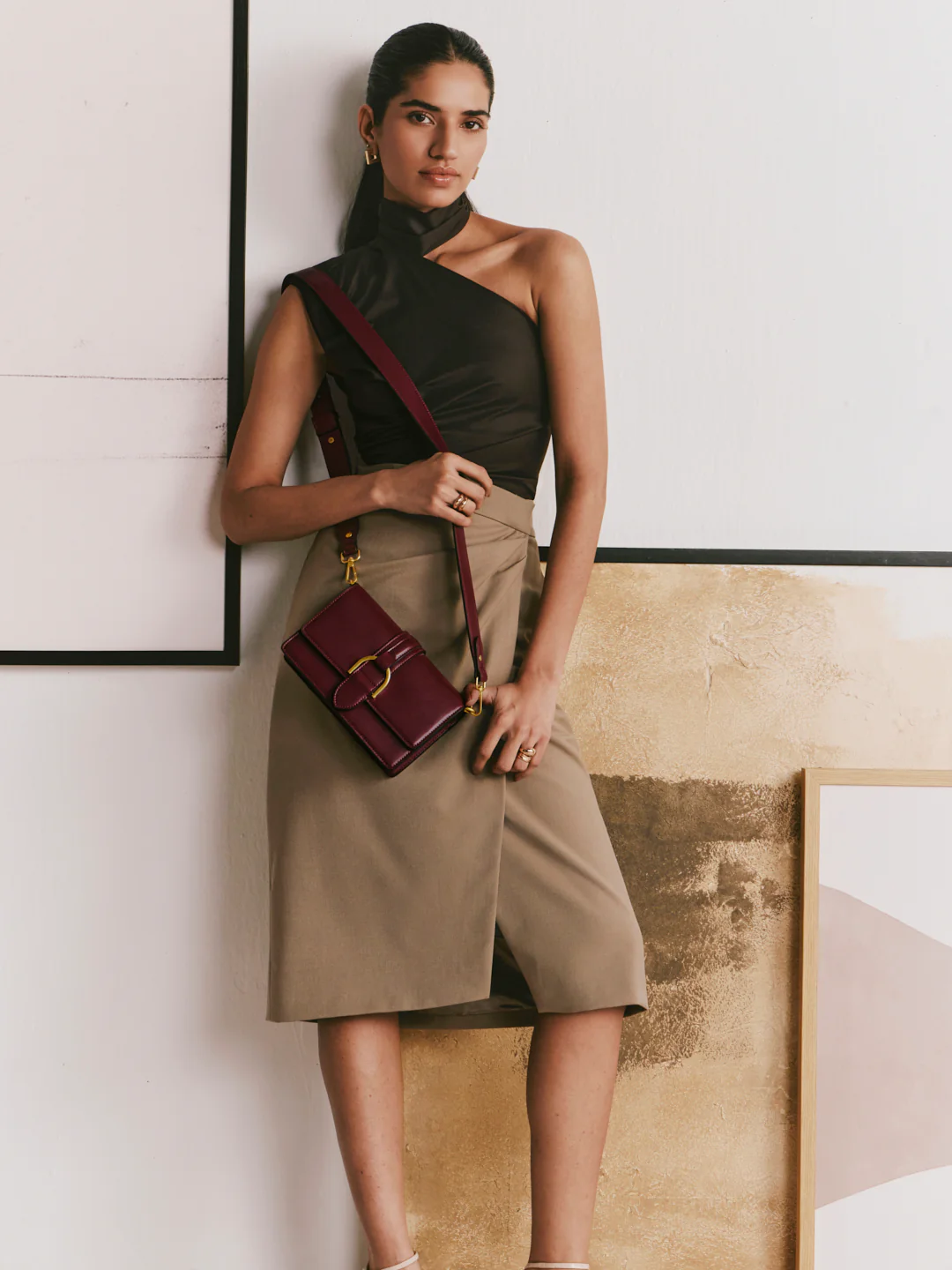 Peonii Crossbody Bag - Image 6