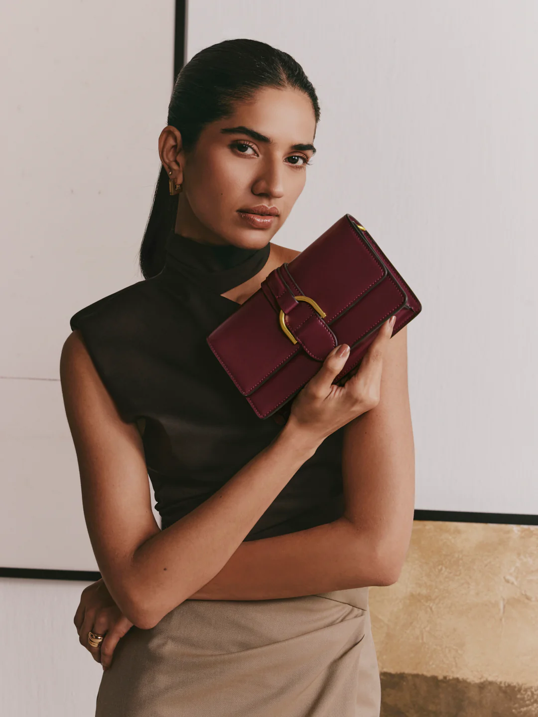 Peonii Crossbody Bag - Image 8