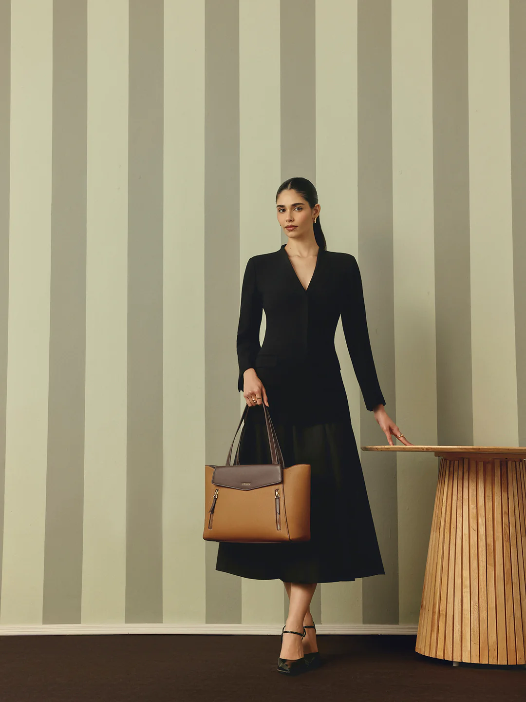 Roberta Tote Bag - Image 6
