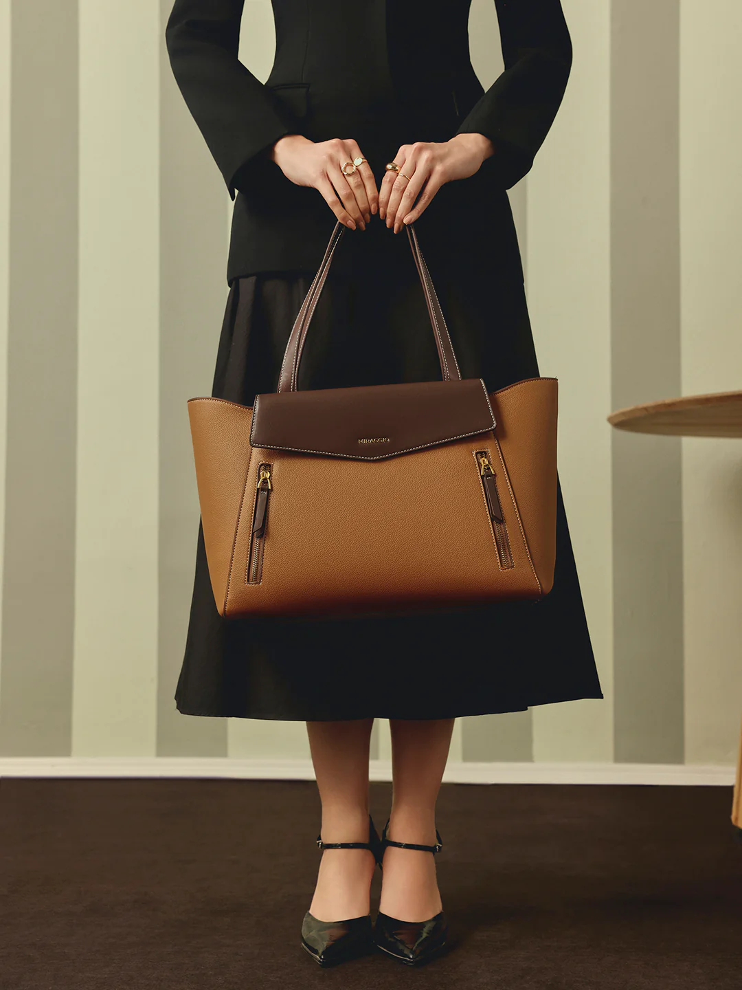 Roberta Tote Bag - Image 7