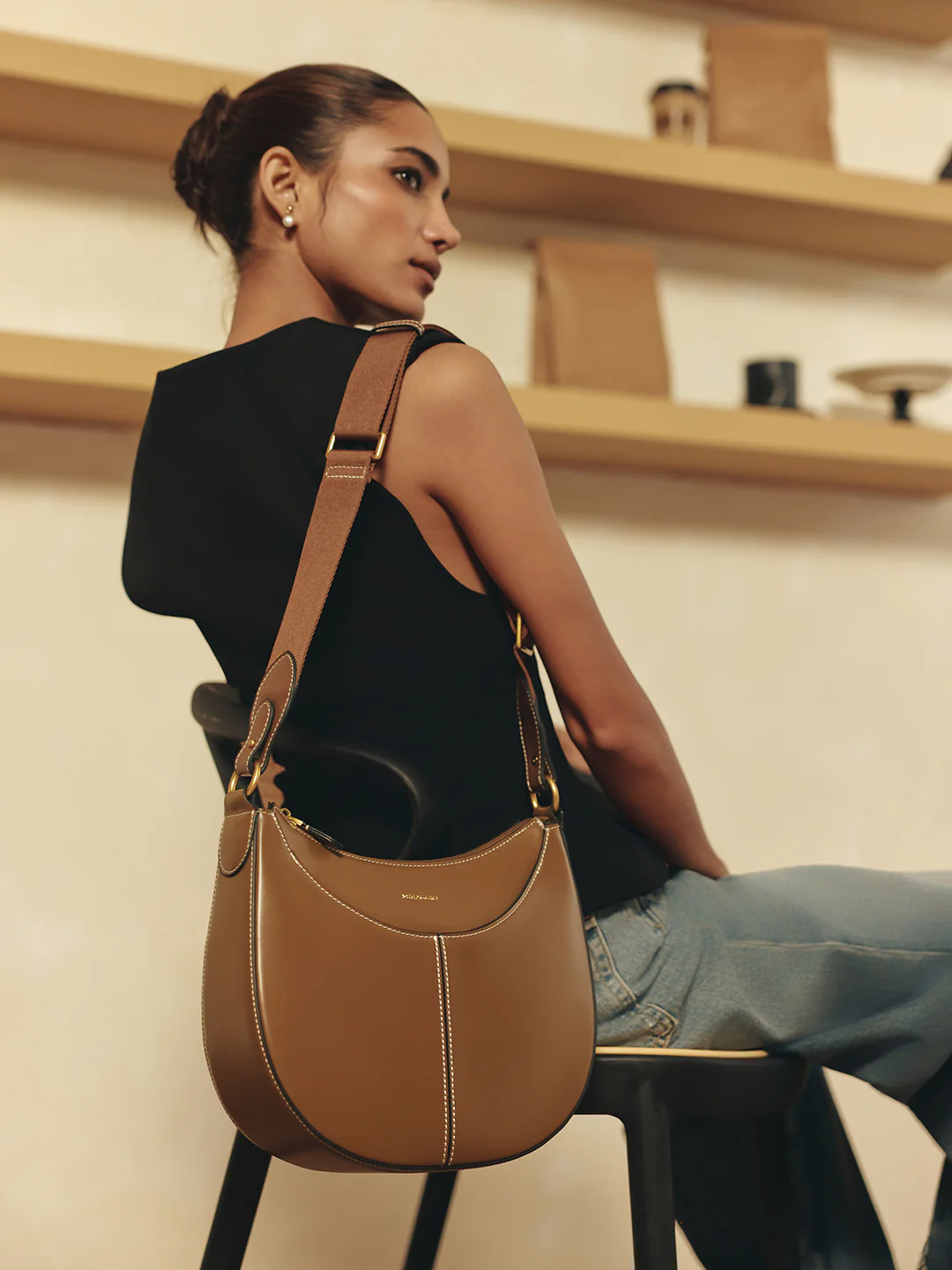 Tru Hobo Bag - Image 6