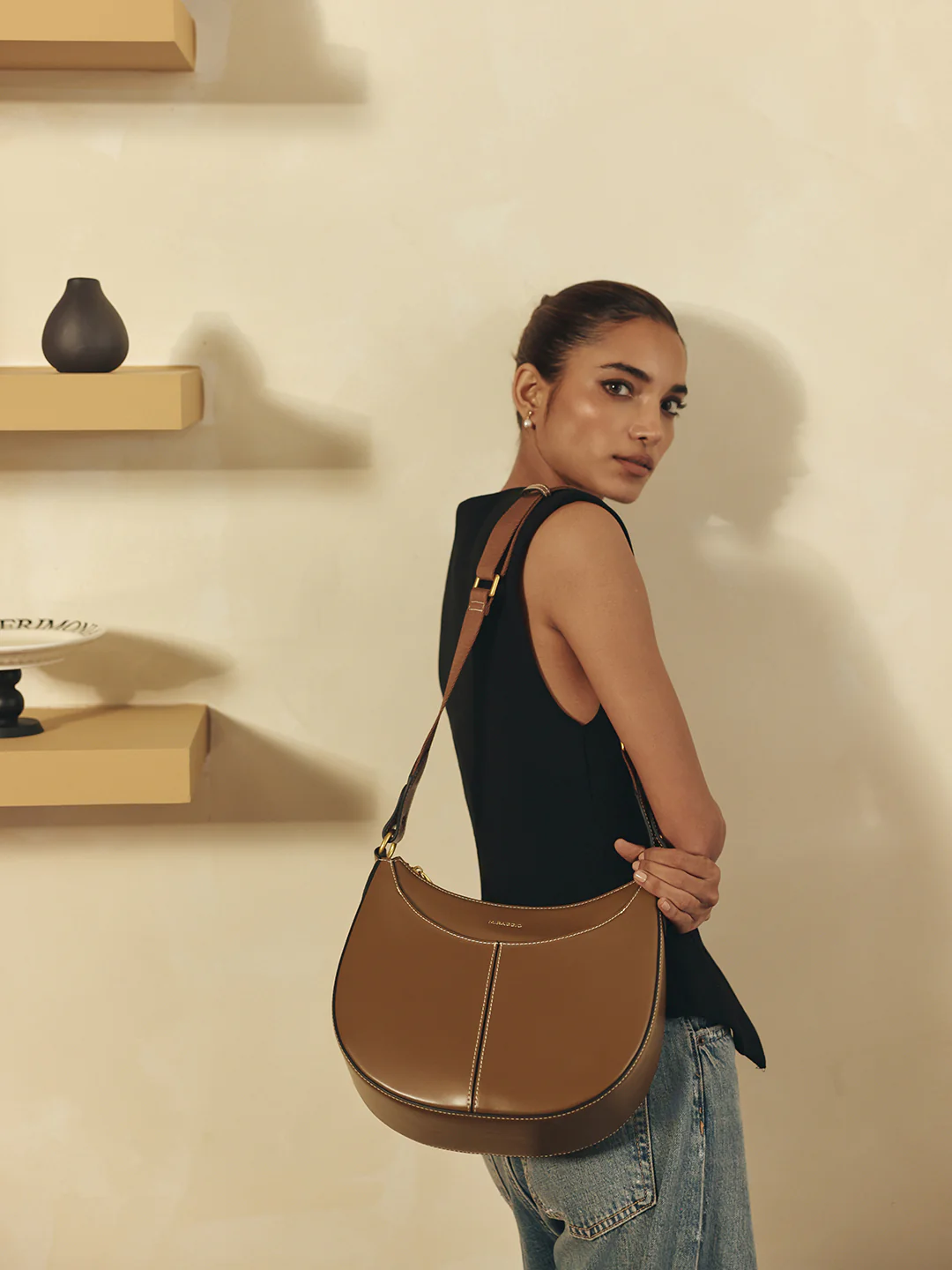 Tru Hobo Bag - Image 7