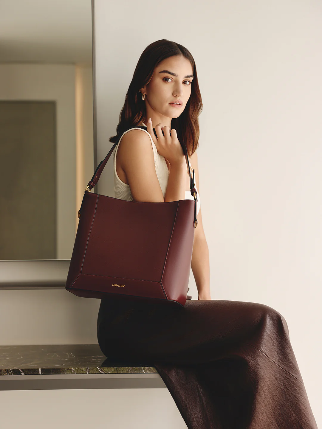 Valerie Hobo Bag - Image 6