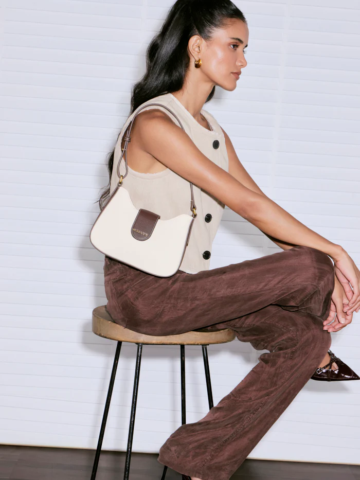 Zoya Shoulder Bag - Image 6